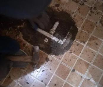 汉南卫生间漏水维修公司为您分享下卫生间渗水如何处理及注意事项